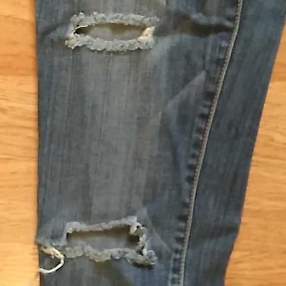 Refuge destoyed skinny jean size 2 - Picture 2 of 4
